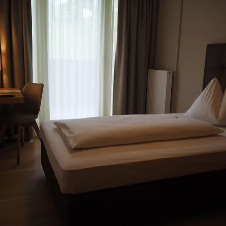 Vaya Zell Am فندق زيل أم سي