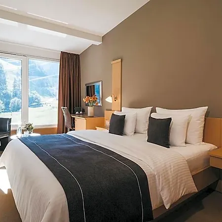 Vaya Zell Am 4*