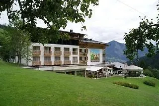 Vaya Zell Am