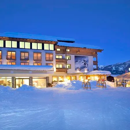 Szálloda Vaya Zell Am 4*