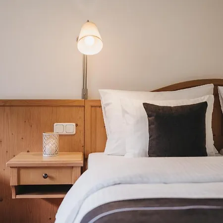 Vaya Zell Am 4*